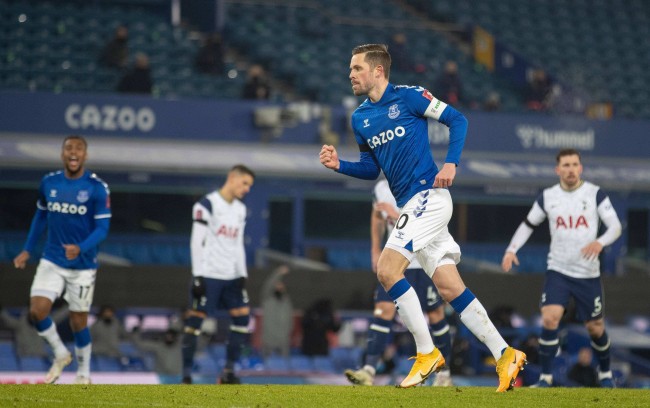 犯离场巧妙 犯离场巧妙