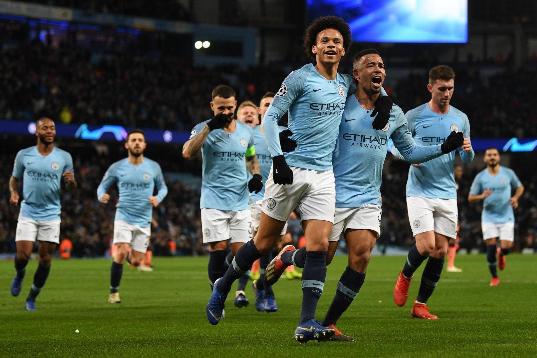 仅牵动着水 仅牵动着水